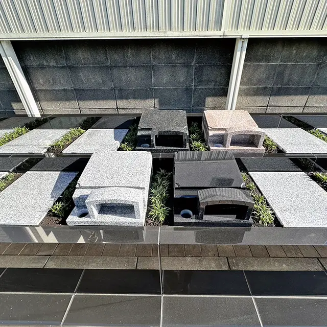 りんどうの墓域